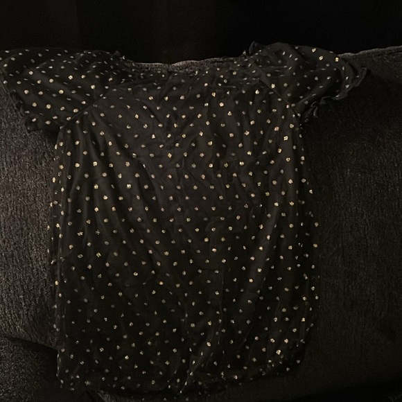 GEORGE Girls dressy Top Size 6-6X Color black with gold polka dots - Picture 2 of 2